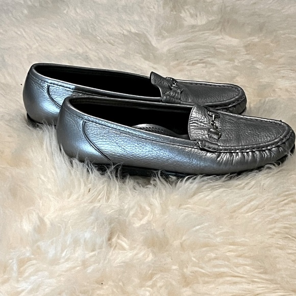 NWT SAS Silver Sparkle Tripad Comfort Cushioning Loafers Slip On Shoes - Picture 1 of 11